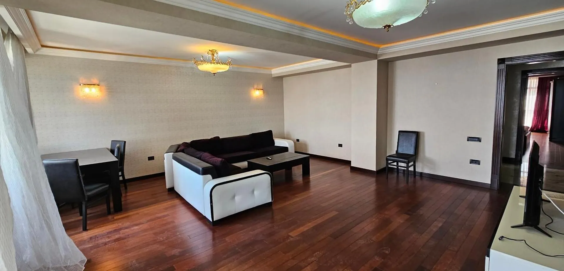 Apartment Near Green Theater Baku